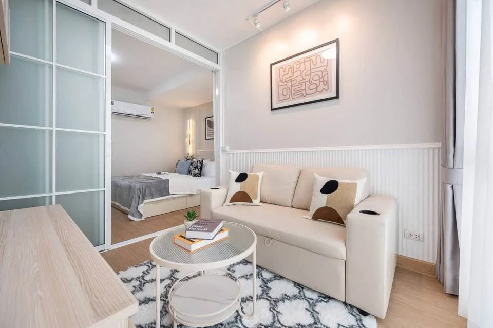 For sale: City Room Ratchada-Sutthisan, very bright and comfortable room, nice decoration, complete furniture + electrical appliances, ready to move i