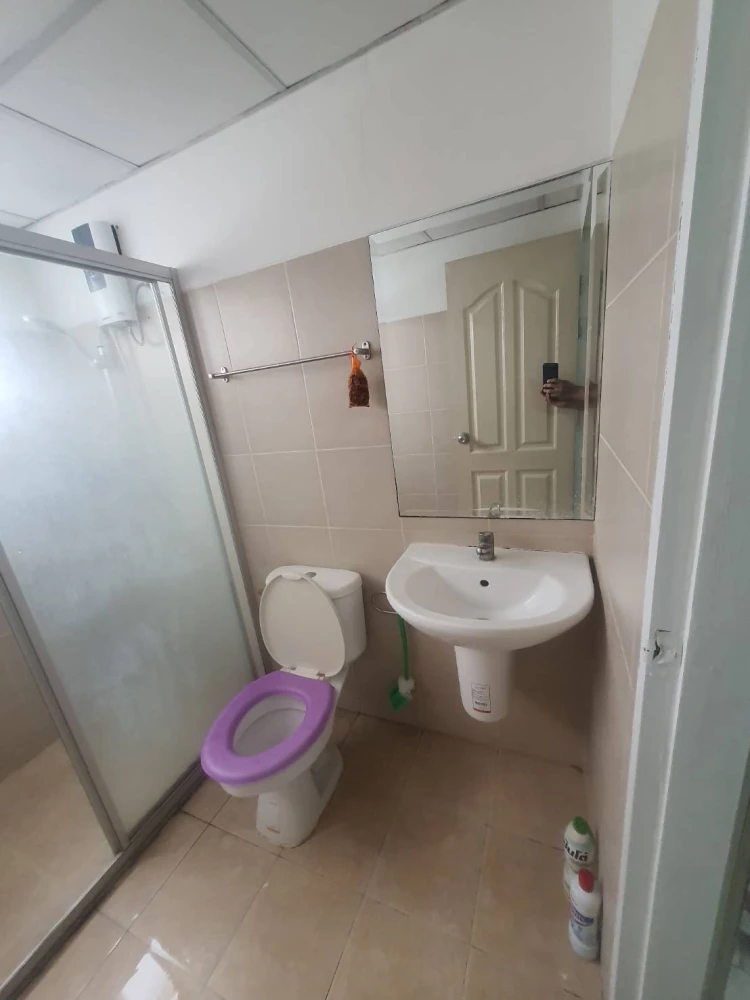 For sale: City Home Rattanathibet, 5th floor, Building A, next to the swimming pool, high-quality furniture from SB Furniture, reserve now.