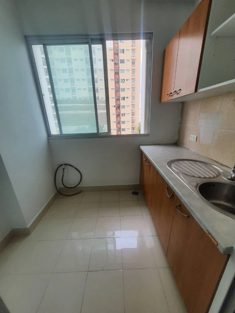 For sale: City Home Rattanathibet, 5th floor, Building A, next to the swimming pool, high-quality furniture from SB Furniture, reserve now.