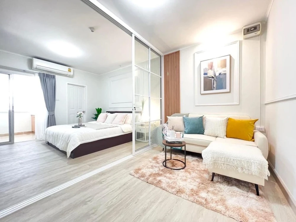 For sale: City Home Ratchada-Pinklao (Charan Sanitwong 95/1), simply decorated and comfortable, fully furnished, ready to move in.