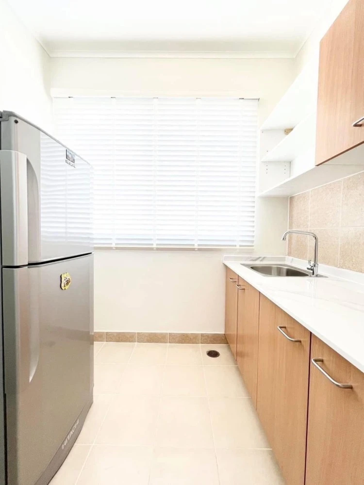 For sale: City Home Ratchada-Pinklao (Charan Sanitwong 95/1), simply decorated and comfortable, fully furnished, ready to move in.