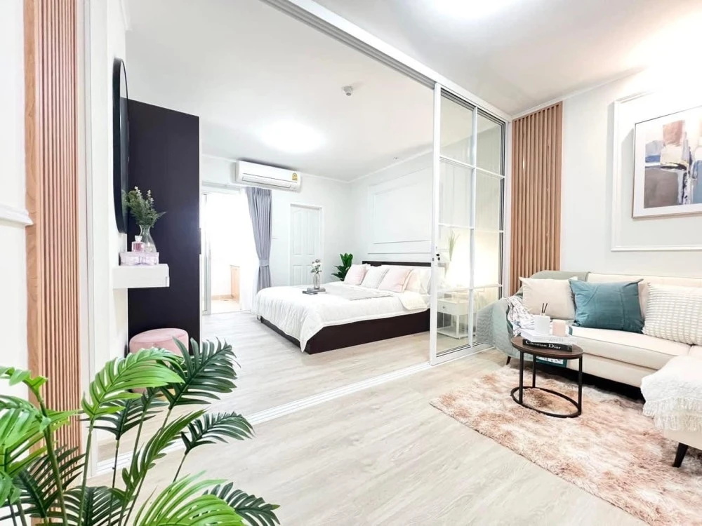 For sale: City Home Ratchada-Pinklao (Charan Sanitwong 95/1), simply decorated and comfortable, fully furnished, ready to move in.