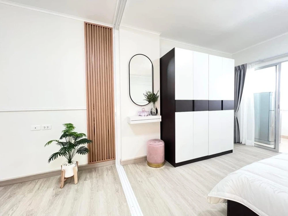 For sale: City Home Ratchada-Pinklao (Charan Sanitwong 95/1), simply decorated and comfortable, fully furnished, ready to move in.