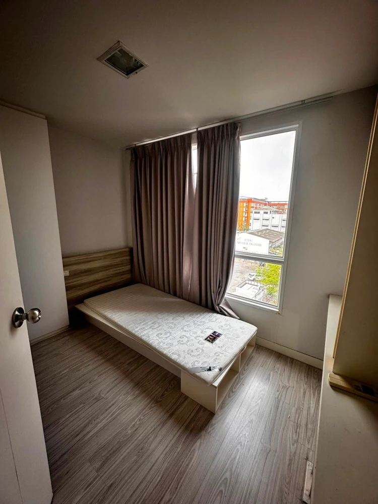 For sale: C-Style Condo, large unit, fully furnished, with parking space. Don't miss out!