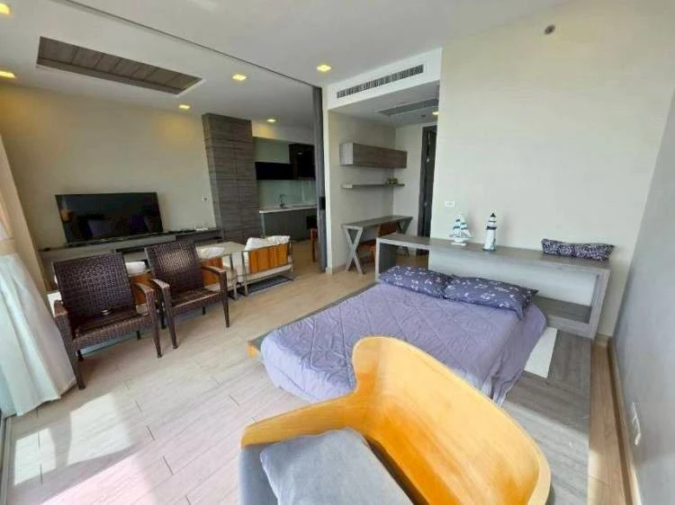 For sale: Cetus Beachfront Pattaya (Jomtien), sea view, spacious room, 2 bedrooms, grab it now!