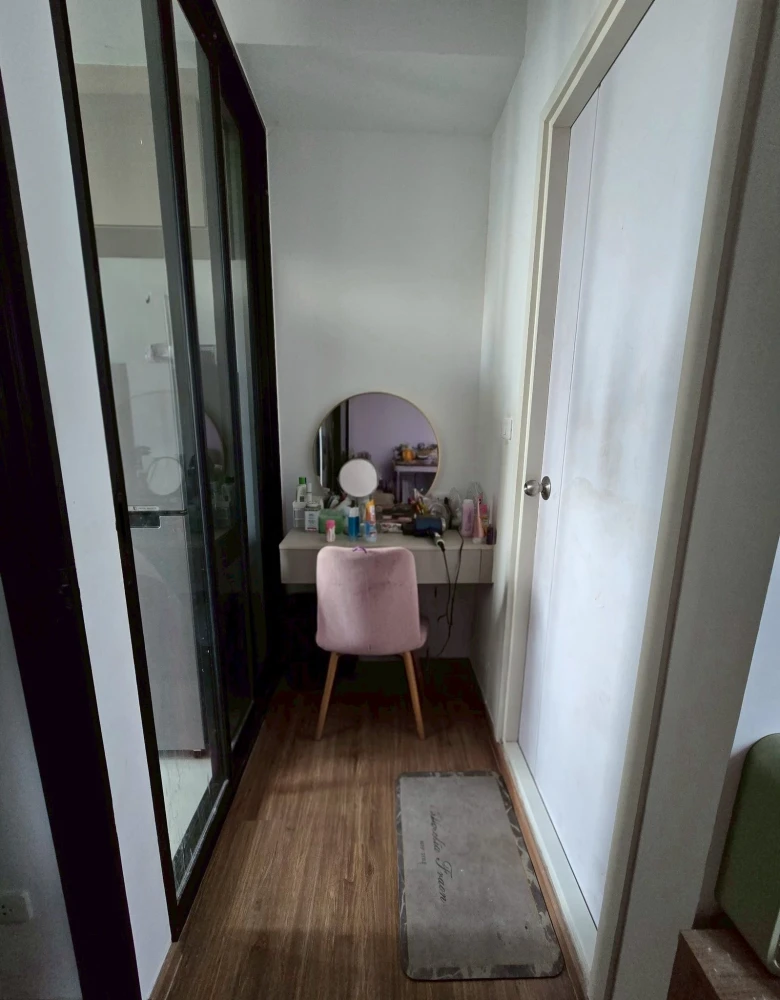 For sale: The Origin Ram 209 Interchange, 31st floor, top floor, corner room, not noisy, good community, beautiful building, hurry and book now.