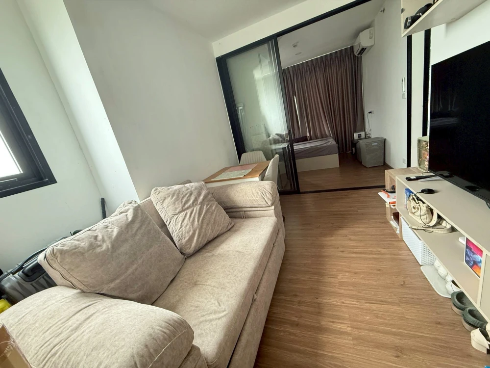 For sale: The Origin Ram 209 Interchange, 31st floor, top floor, corner room, not noisy, good community, beautiful building, hurry and book now.