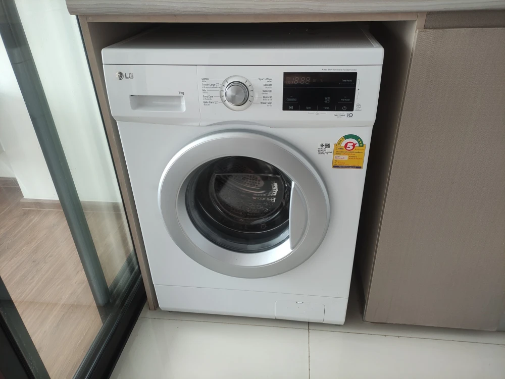 For sale: The Origin Ram 209 Interchange. Complete with basic electrical appliances. Full of amenities. Must reserve.