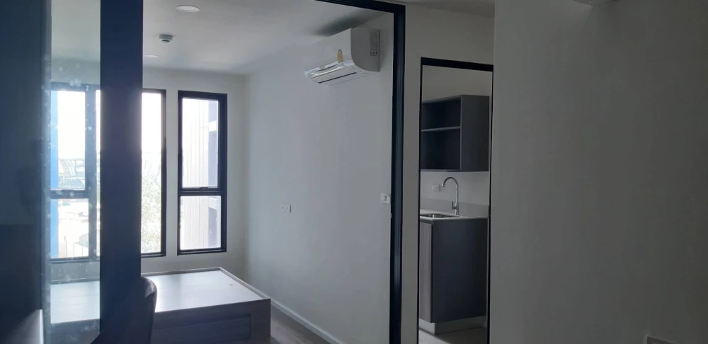For sale: The Origin Ramintra 83 Station, very good location, very convenient to travel, fully decorated, ready to move in.