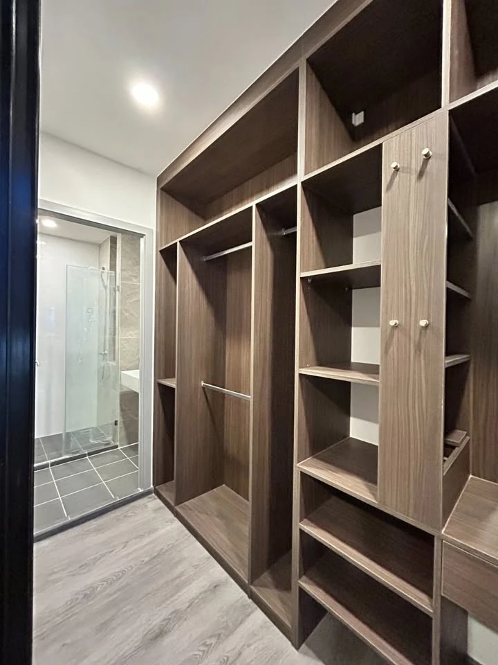 For sale: The Origin Lat Phrao-Bang Kapi, 14th floor, city view, built-in furniture, fully furnished, livable, book now, urgent.