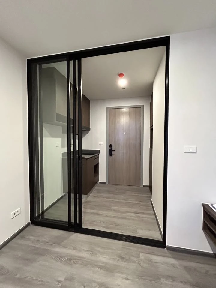For sale: The Origin Lat Phrao-Bang Kapi, 14th floor, city view, built-in furniture, fully furnished, livable, book now, urgent.