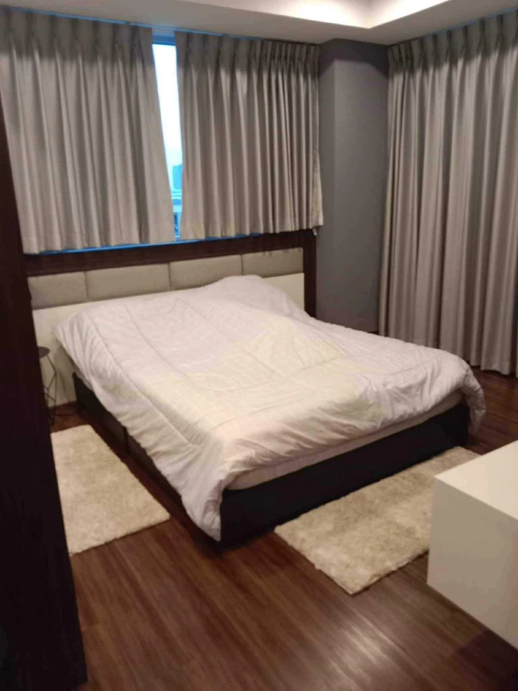For sale: The Inspire Place ABAC Rama 9, corner room, large area, fully furnished, don't miss out or you'll regret it.
