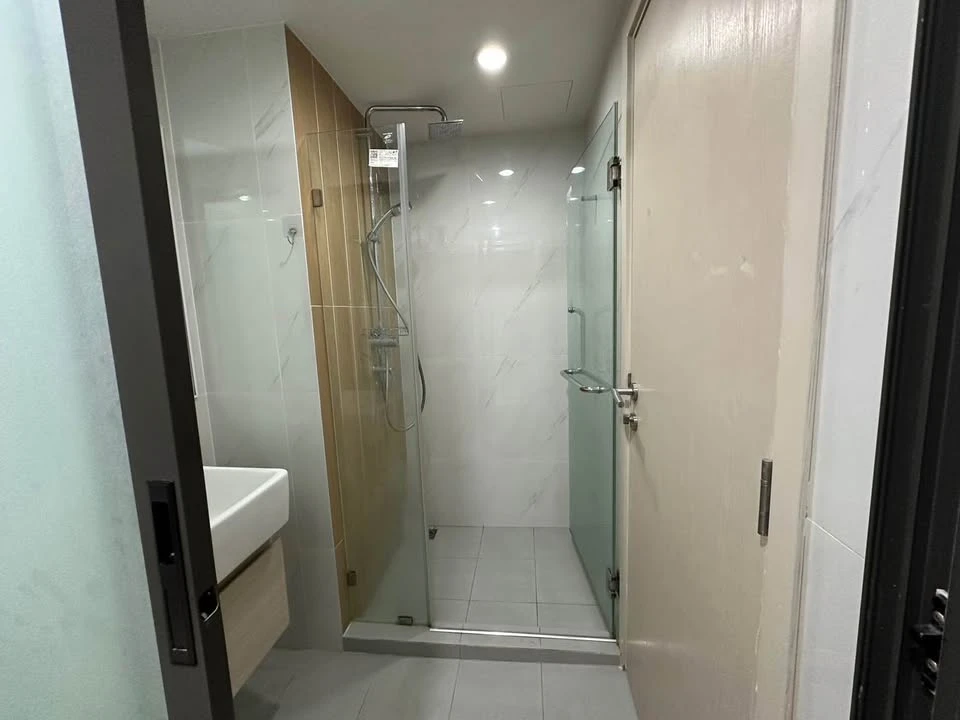 For sale: The Excel Hideaway Sukhumvit 50, 7th floor room, fully furnished, ready to move in