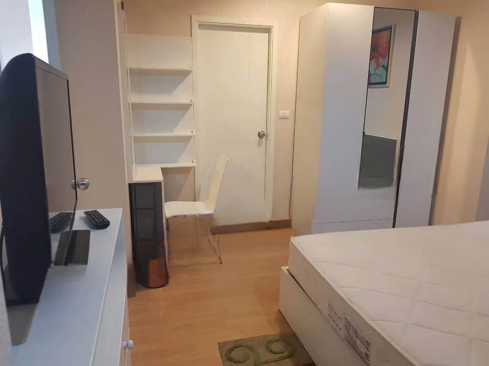 For sale: The Aspire Rama 4, corner room, very private, view of the pool, very chill, must book.