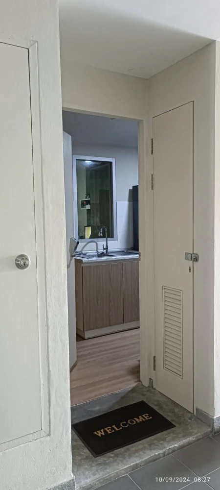 For sale: The Escape Condominium, Sukhumvit 101/1, 2nd floor, pool view, wide and airy hallway, spacious back balcony. Book now!