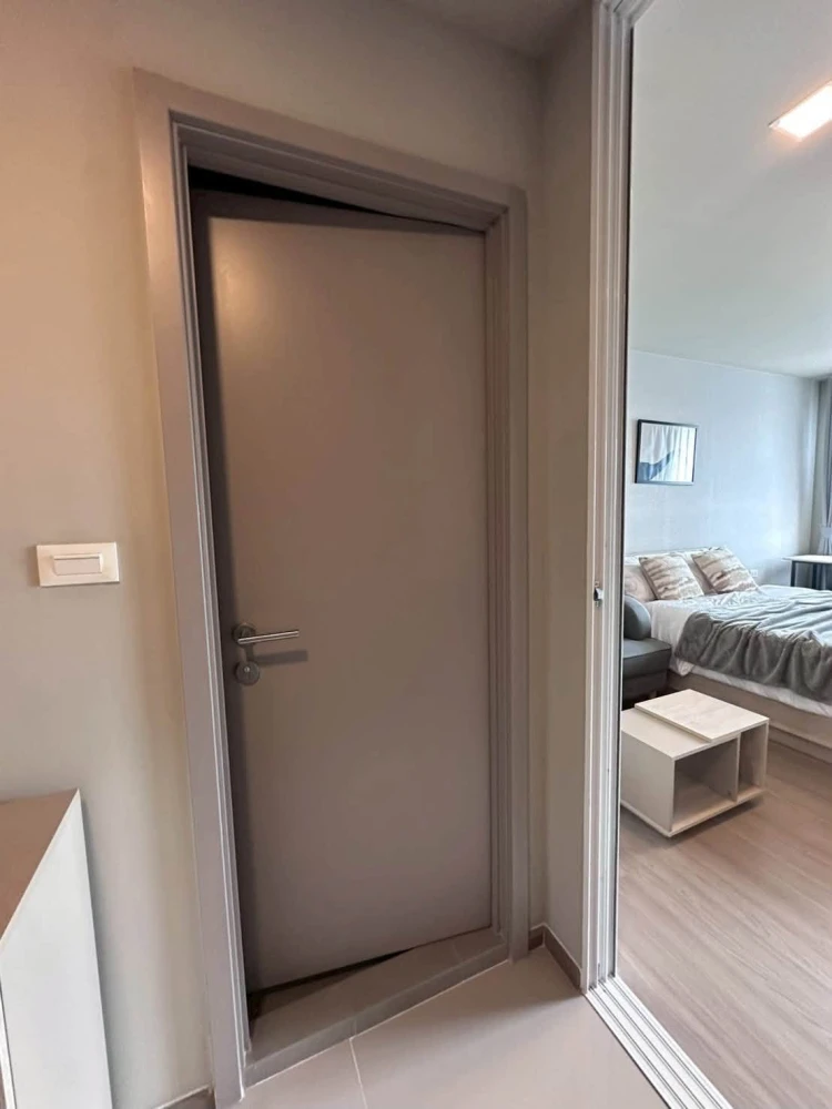 Selling a ready-to-move-in condo at D Condo Phana. Fully furnished with appliances; just bring your personal belongings. You shouldn't miss this oppor