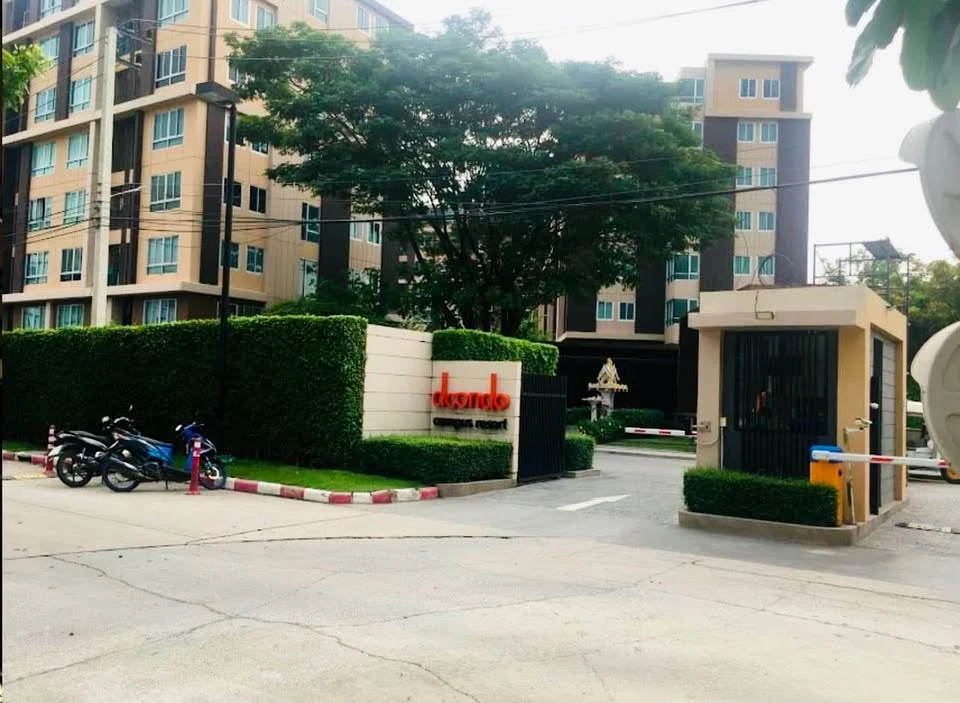 For sale: D Condo Campus Rangsit Phase 1, the right condo for people with the LUXURY style!! Beautifully decorated, ready to move in