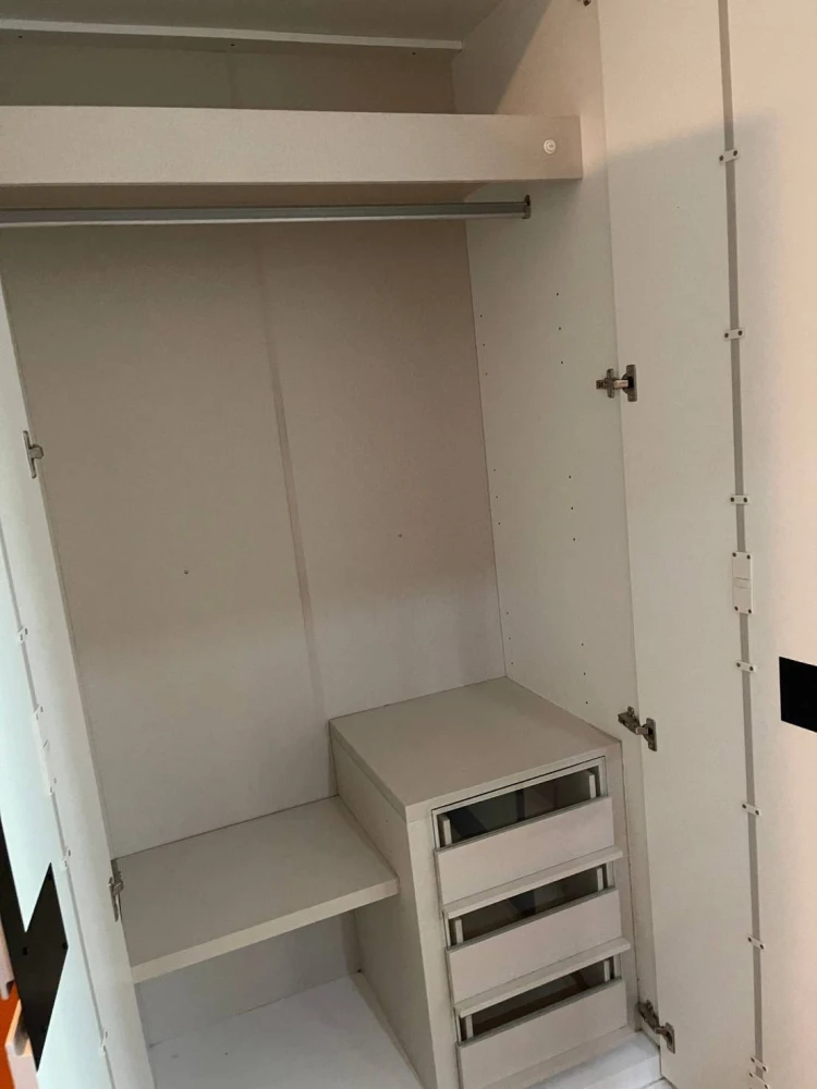 For sale: Dee Mura Ratchayothin, size 25 sq m, 8th floor, furnished room, ready to move in, complete with electrical appliances. Hurry and reserve now
