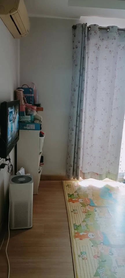 For sale: True Thonglor, 31 sq m, 1 bedroom, 1 bathroom, 6th floor, good location, no buildings blocking the view, on Petchburi New Road, urgent... hu