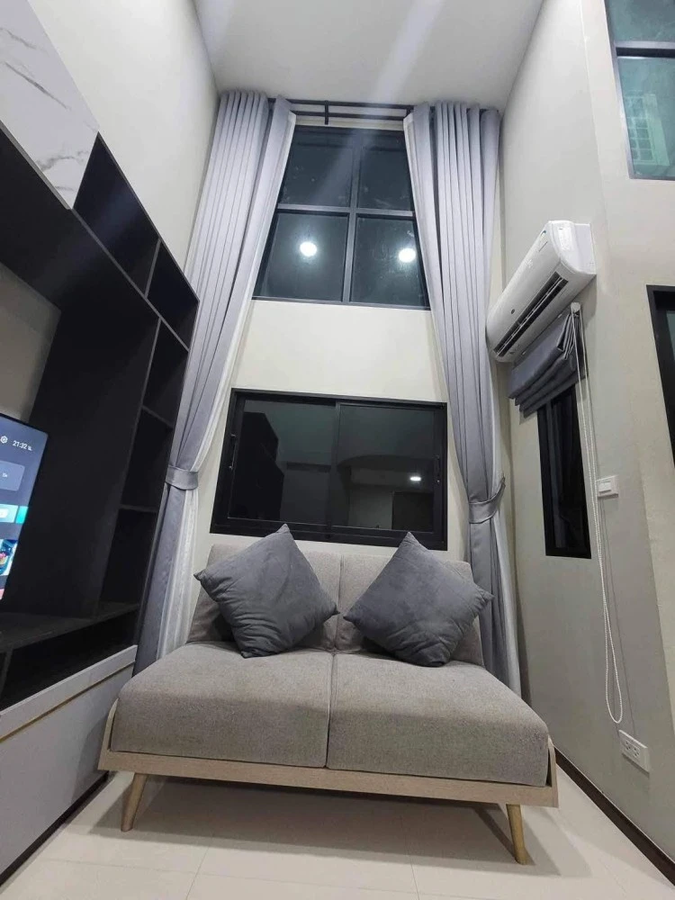ขาย ทีโกลด์ คอนโด ลาดพร้าว 93 สไตล์ Duplex 2 ชั่น ชิคๆ ไม่เหมือนใครในย่านนี้ เฟอร์ครบเซ็ตพร้อมอยู่