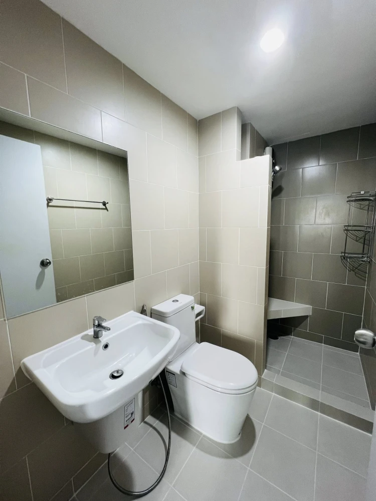 For sale: Niche ID Sukhumvit 113, 4th floor, comes with complete decoration. If you are interested in becoming an owner, hurry and reserve now.