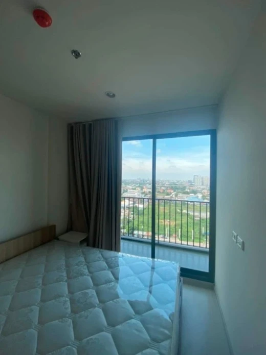 For sale: New Noble Chaengwattana, best corner unit, offering privacy, expansive views, and a beautifully designed layout, perfect for family living o