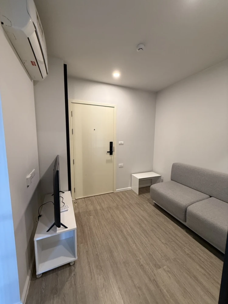For sale: Blue Sukhumvit 105. Beautiful unit, great location. Buy now!!