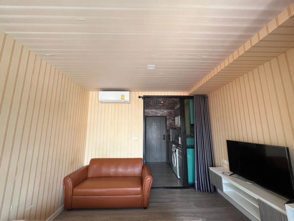 For sale: B-Loft Light Sukhumvit 107, 5th floor, nice room, fully furnished, book now.