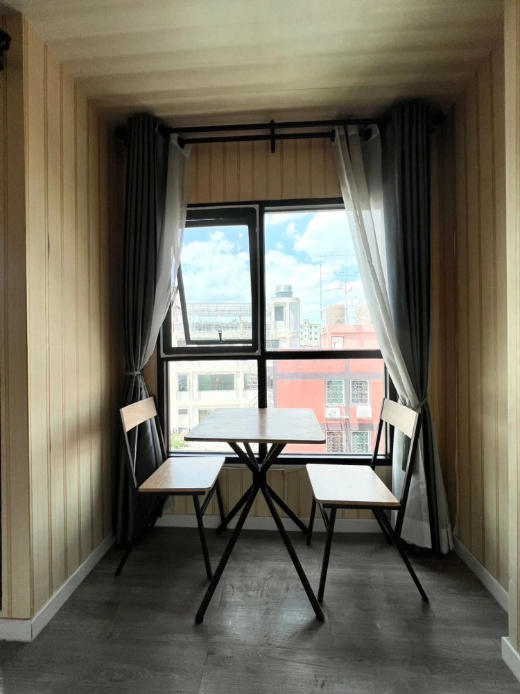 For sale: B-Loft Light Sukhumvit 107, 5th floor, nice room, fully furnished, book now.
