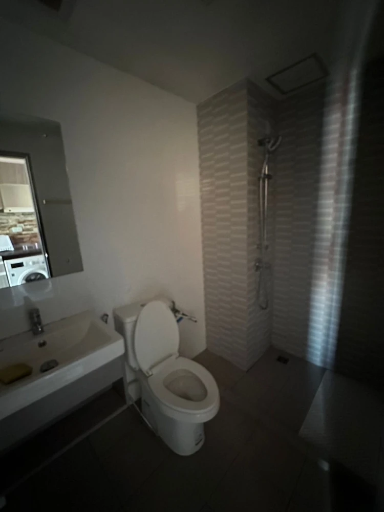 For sale: B-Loft Light Sukhumvit 107, 5th floor, nice room, fully furnished, book now.
