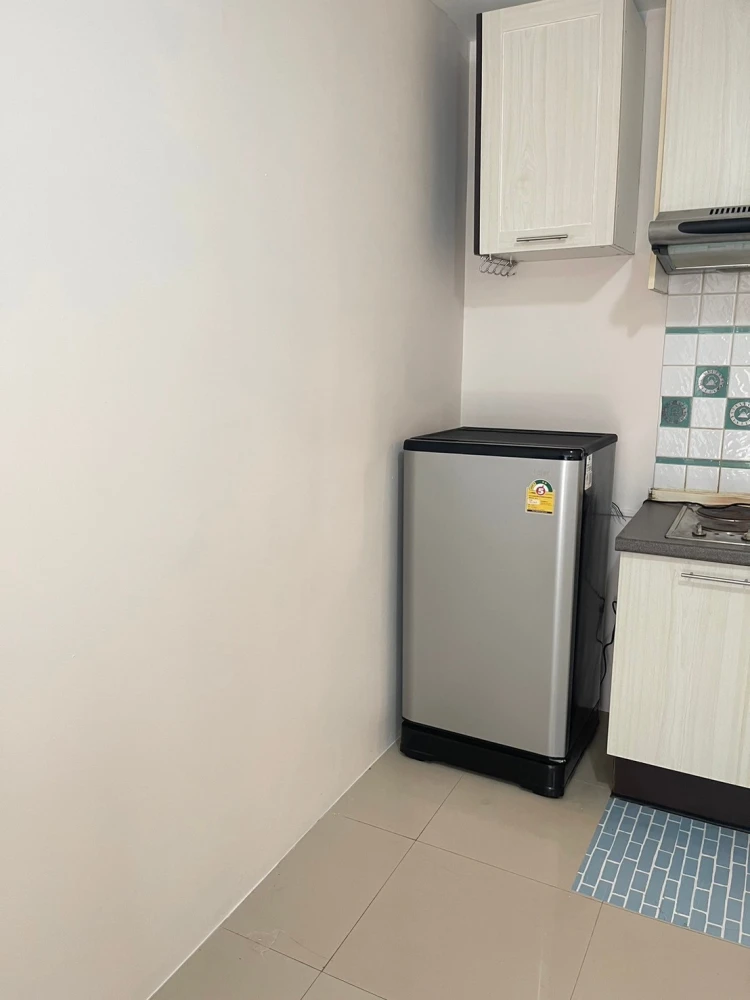 Boutique Ratchada 17 for sale, spacious, airy, clean, good air, nice to live in, has a balcony, ready to move in.