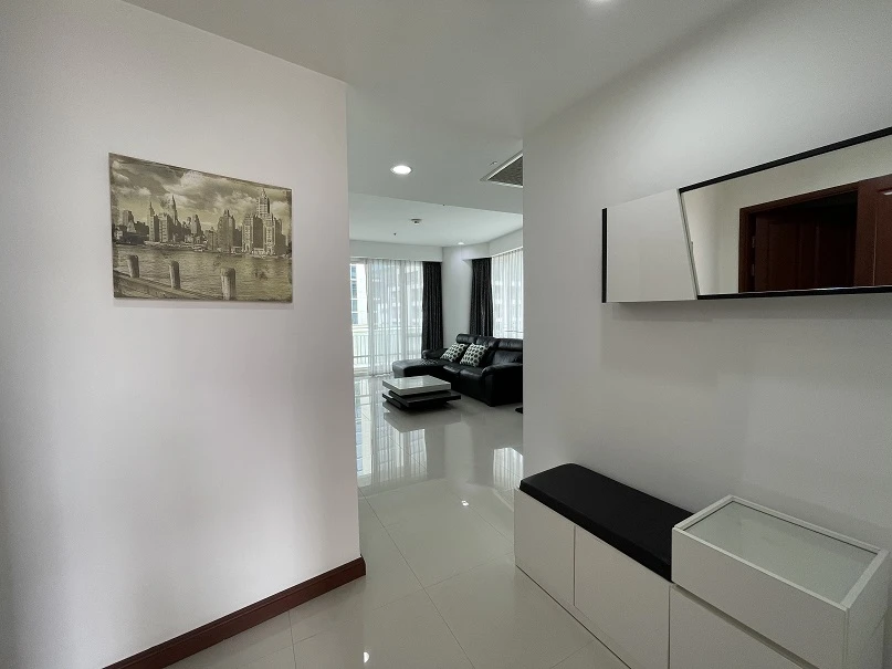 For sale: House, Ratchaprasong, 20th floor, corner room, fully furnished, book now, don't miss out.