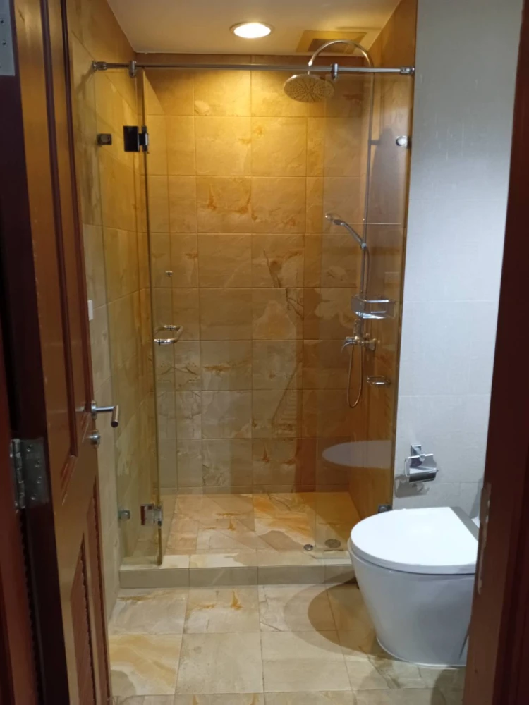 House for sale, Ratchaprasong, 22nd floor, very high, very spacious, quiet corner room, suitable for relaxation, book now.