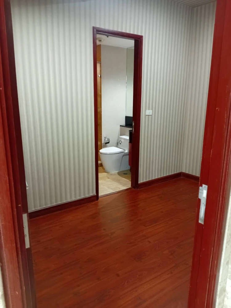 House for sale, Ratchaprasong, 22nd floor, very high, very spacious, quiet corner room, suitable for relaxation, book now.