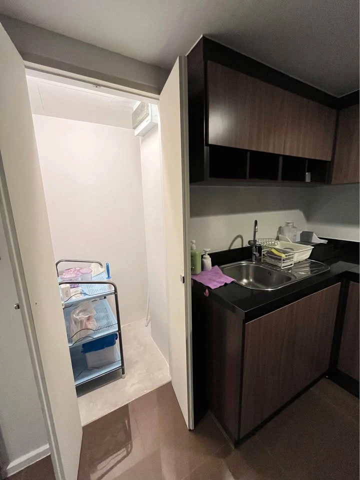 For rent or sale: Focus at Ploenchit, room ready to move in. divided into proportions Great furniture Don't just look and reserve now.