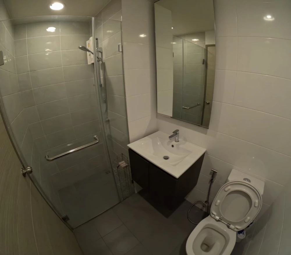 For sale: Premio Quinto, 2nd floor, fully furnished and equipped with electrical appliances. Reserve now. Don't miss out. Urgent!