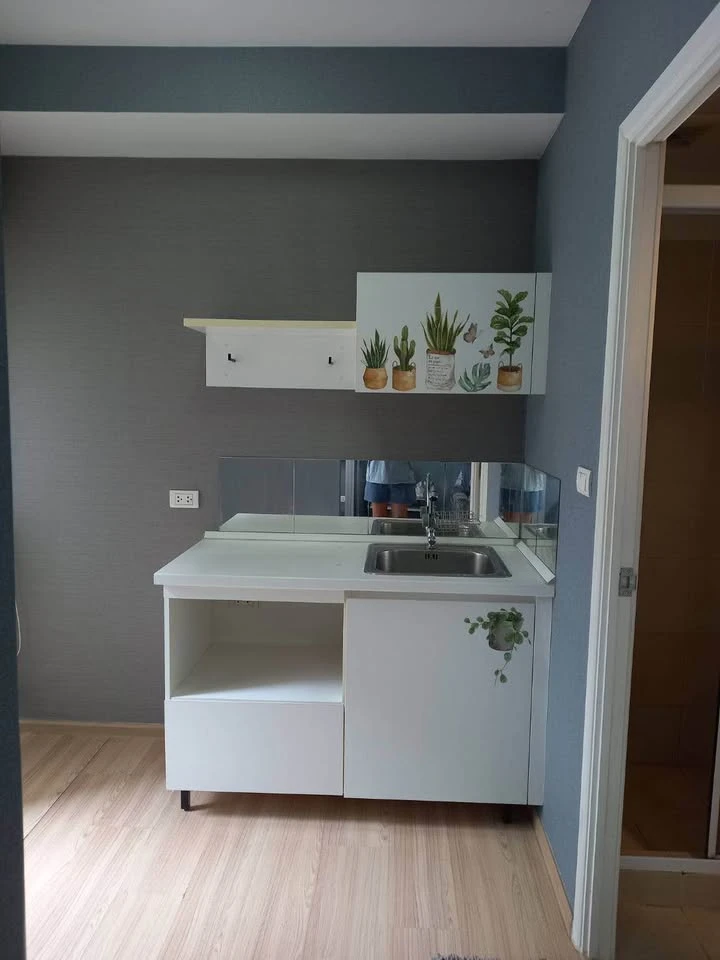 Plum Condo Ladprao 101 for sale. Nice unit, fully furnished. Book now, don't miss out!!!