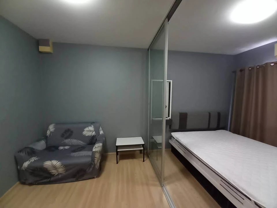 Plum Condo Ladprao 101 for sale. Nice unit, fully furnished. Book now, don't miss out!!!