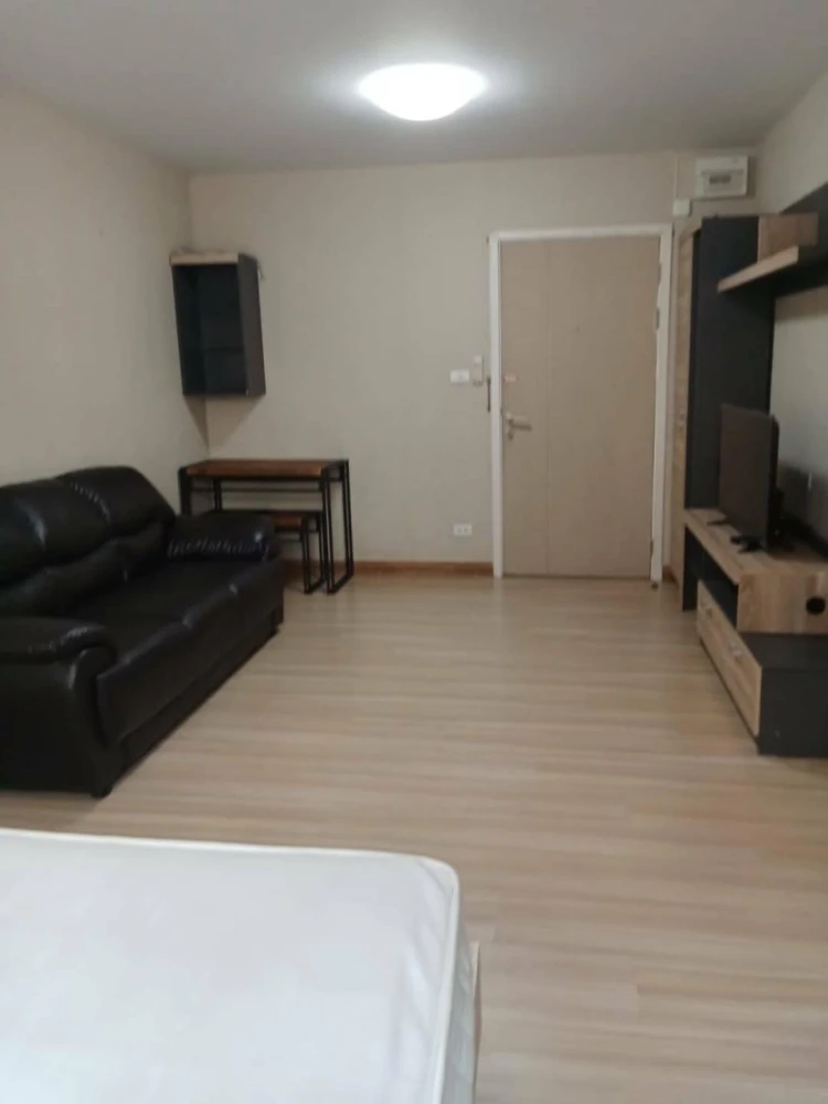 For sale: Plum Condo Phahon Yothin 89, 2nd floor, fully furnished, just bring your bags and move in.