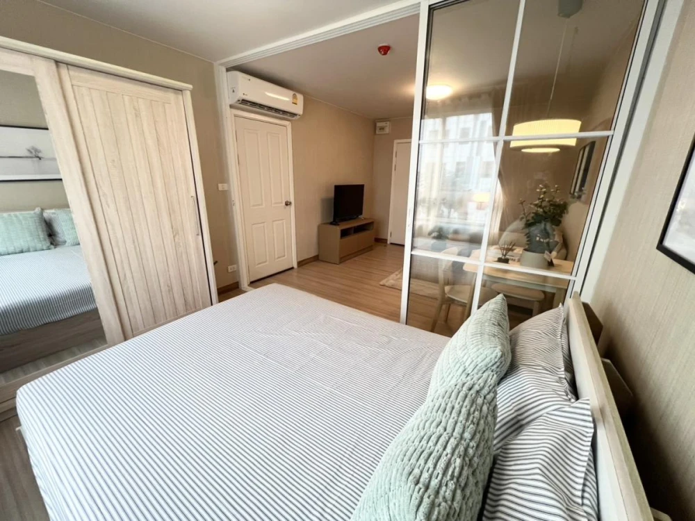 For sale: Plum Condo Phahon Yothin 89, a nice room with complete facilities. Reserve now before you miss out!!
