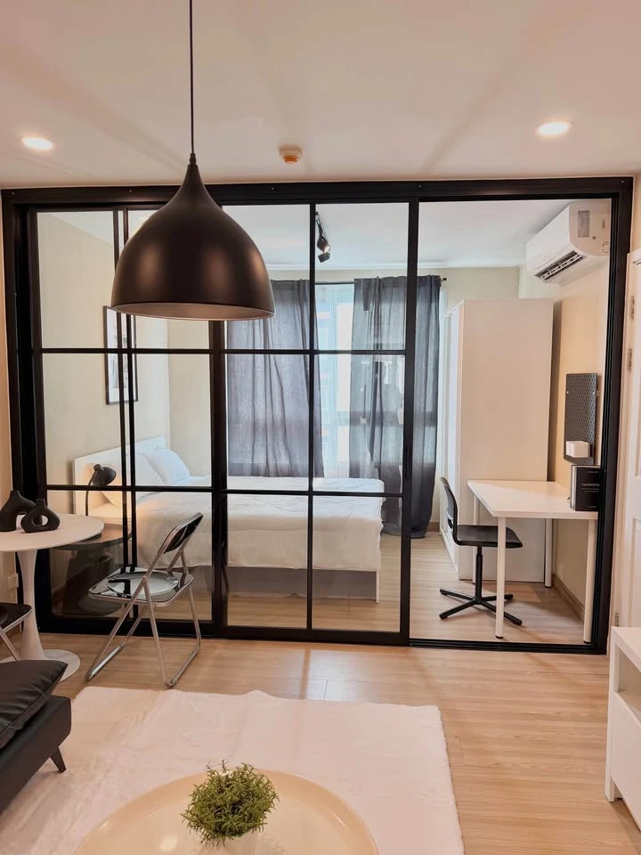 Plum Condo Phahonyothin 89, Phase 1, Building 1B, 7th floor for sale. Simply but beautifully decorated and very livable. Book now!