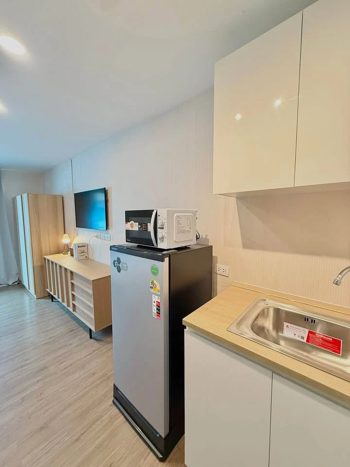 Plum Condo Phaholyothin 89 for sale, Phase 3, Building B, 8th floor. Fully furnished and ready to move in. Everything shown in the pictures is include