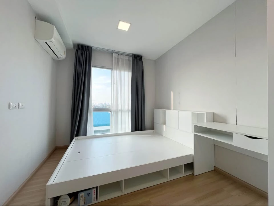 For sale: Plum Condo Mix Chaengwattana, Building E, 7th floor, no blocked view, best location in the project, great value, hurry and book now!