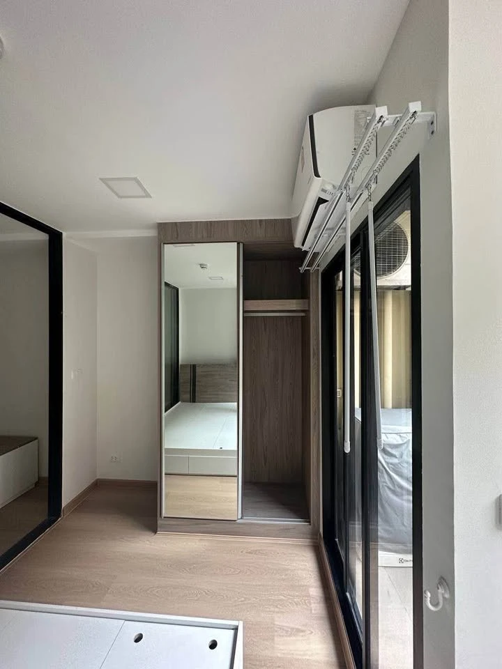 Plum Condo Saphan Mai Station for sale, 5th floor, pool view, fully furnished with good quality basic furniture. Book now!