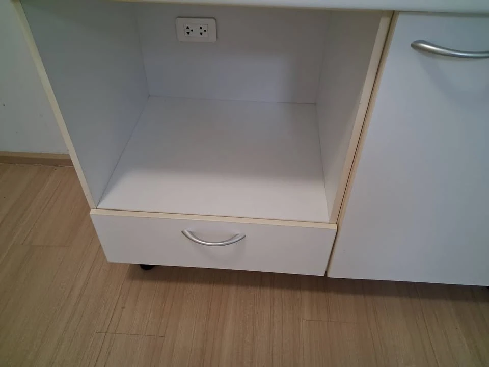 Plum Condo Samakee for sale. Empty unit in good condition, ready for you to decorate yourself. A must-have for those who enjoy decorating their own ro