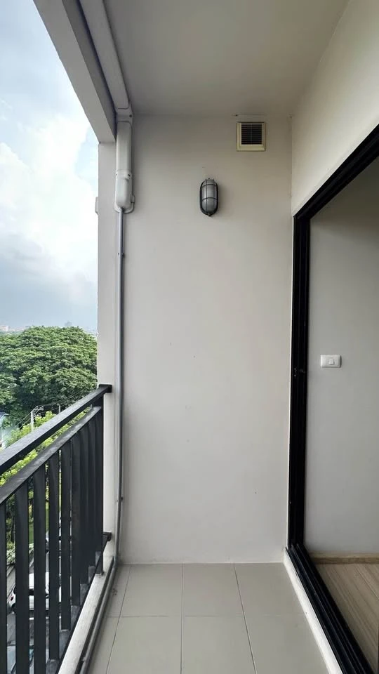 For sale: Plum Condo Chaengwattana Station, open view, not blocked by other buildings, private, those who like to decorate their rooms must not miss.