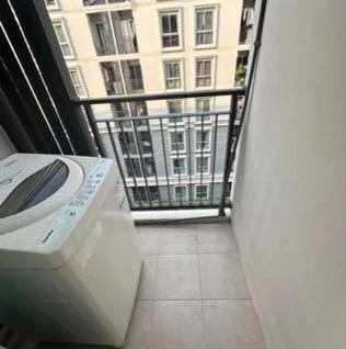 For sale: Plum Condo Chaengwattana Phase 2, Building C, 6th floor, fully furnished, just bring your bags and move in.