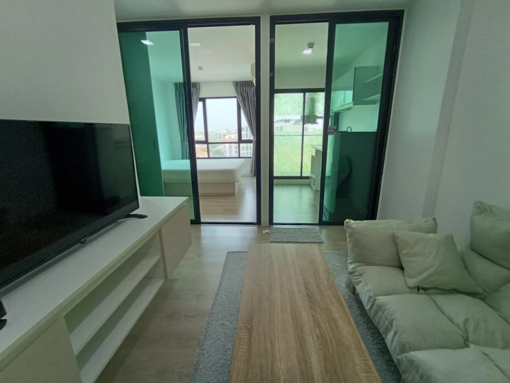 For sale: Pause Sukhumvit 115, Building B, 8th floor, fully furnished and equipped with electrical appliances, very worth booking.