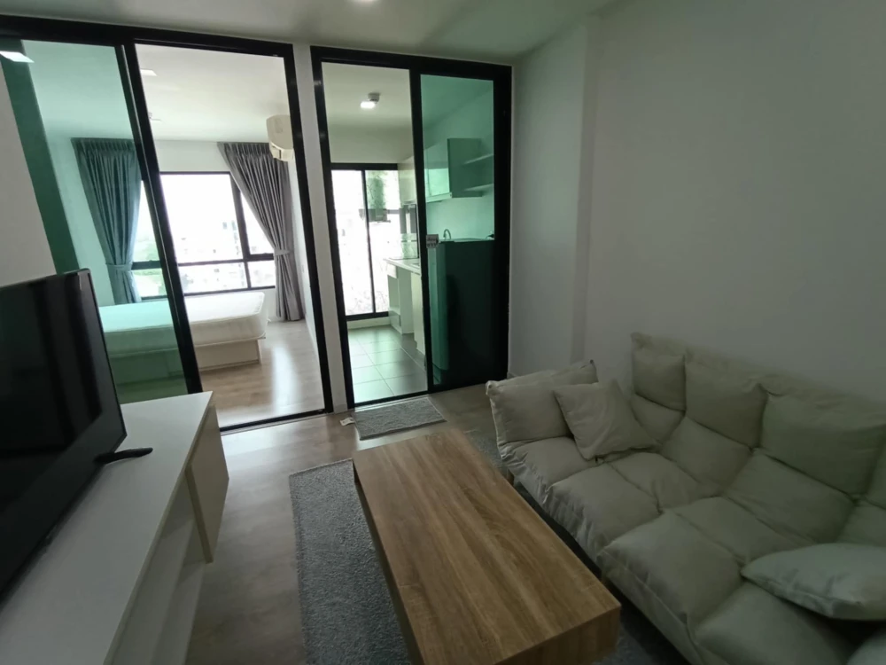 For sale: Pause Sukhumvit 115, Building B, 8th floor, fully furnished and equipped with electrical appliances, very worth booking.