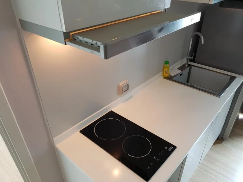 For sale: Fuse Sense Bang Khae, high floor, corner room, ready to move in, fully furnished. With a comfortable sofa, reserve now.